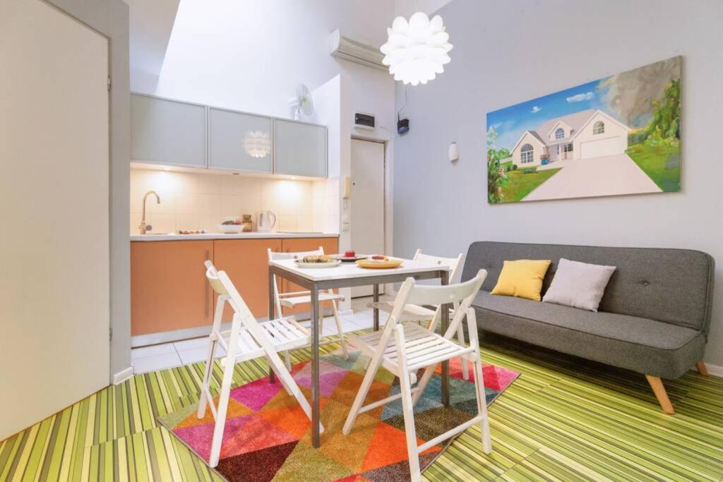 Cupcake 2 Bedroom Loft Apt In Best Location! Krakov Exteriér fotografie