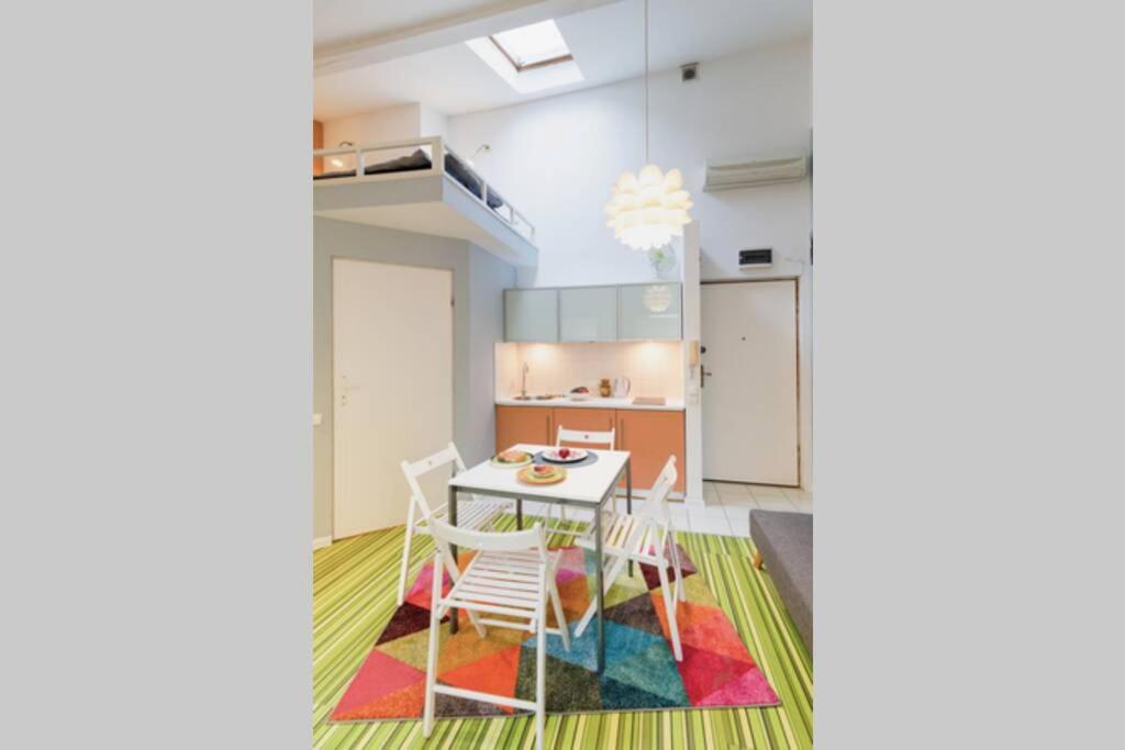 Cupcake 2 Bedroom Loft Apt In Best Location! Krakov Exteriér fotografie